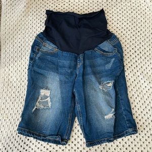 Maternity shorts